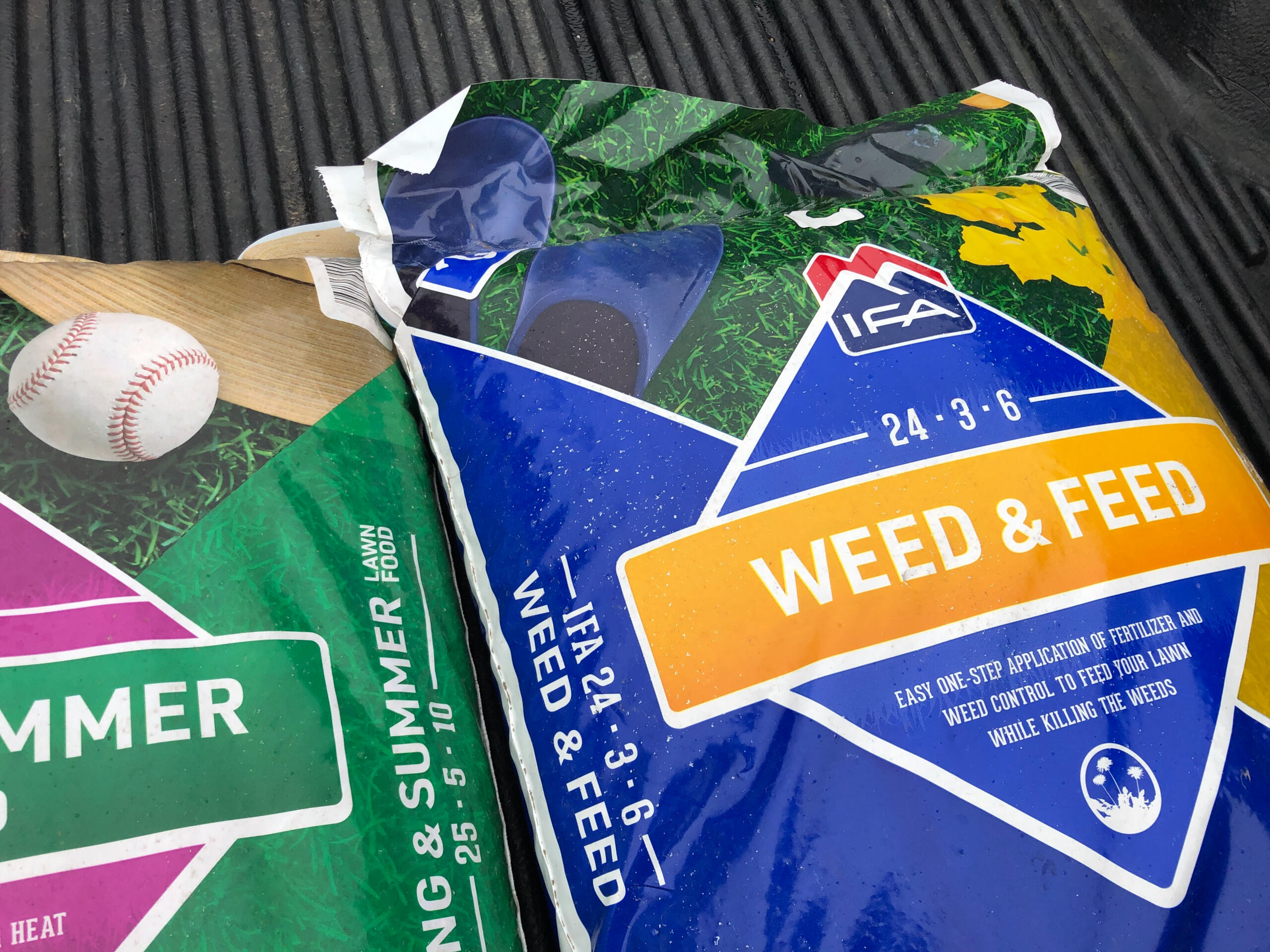 IFA Country Stores Weed & Feed